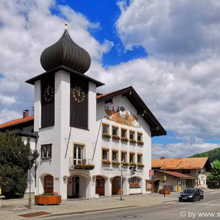 Rottacher Rathaus vor Abbruch?